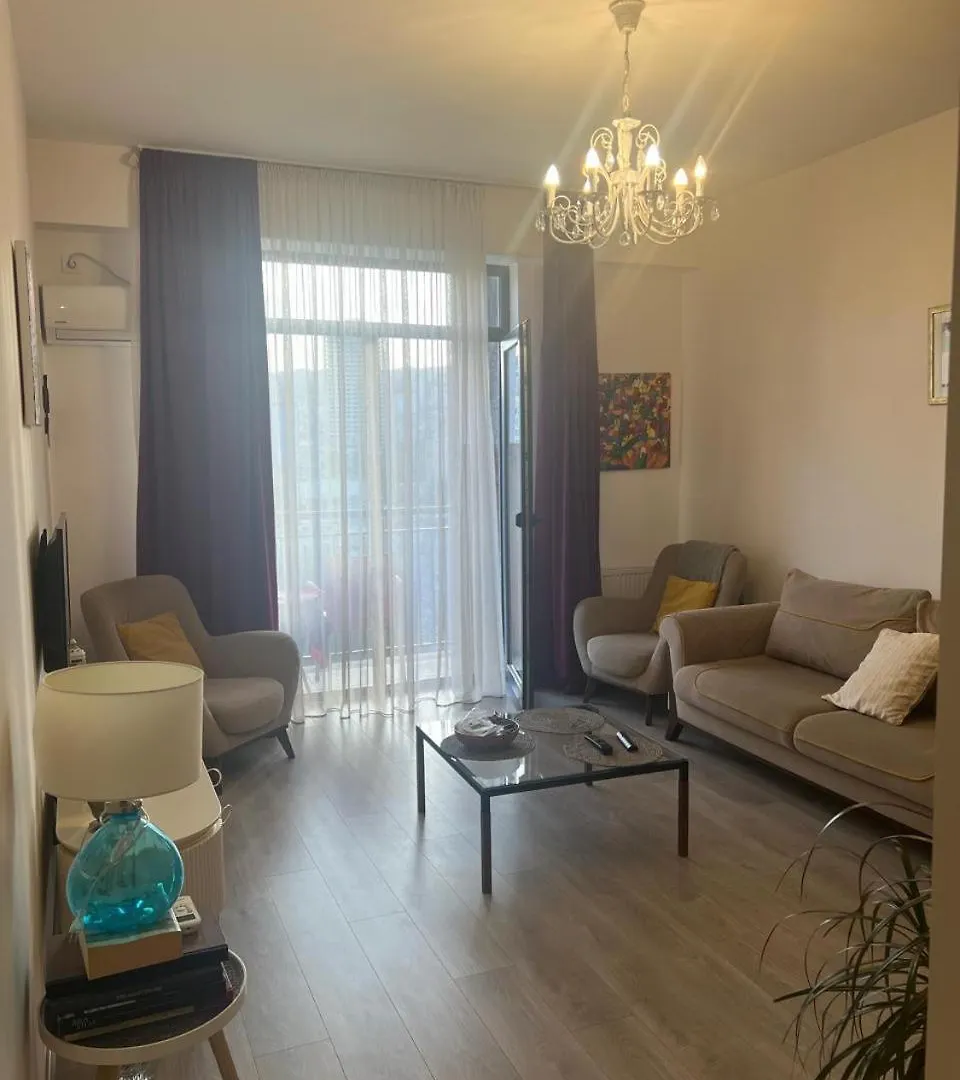Apartment M2 On Kazbegi Street 25, Tbilisi Georgië